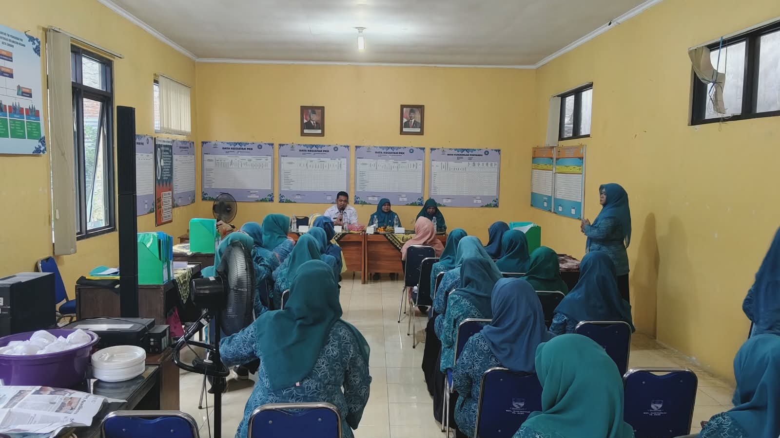Kunjungan TIM Penggerak PKK Kota Cirebon Disambut Langsung oleh Lurah Sunyaragi
