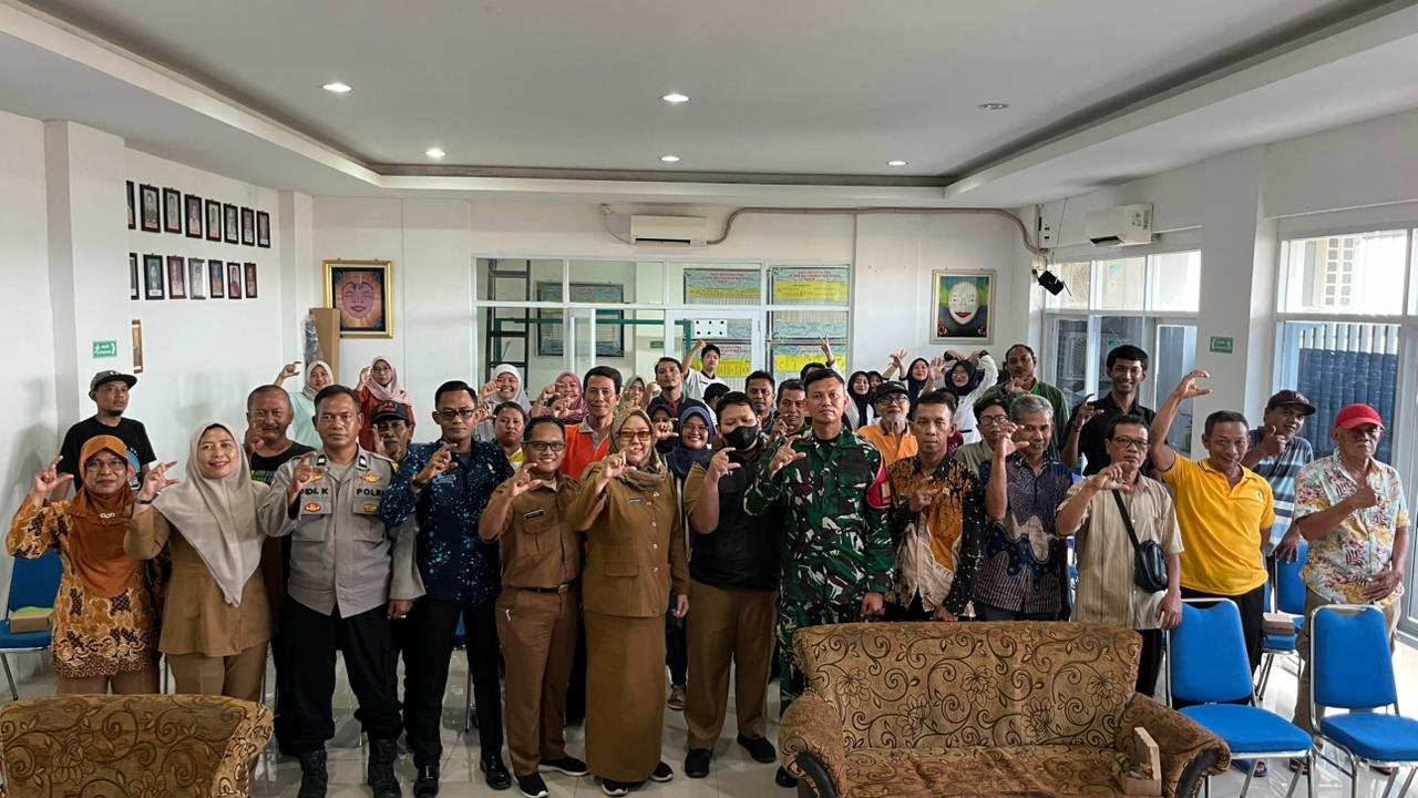 Kelurahan Pekalipan Laksanakan Muskel Verifikasi dan Validasi Data Penerima Bantuan Sosial